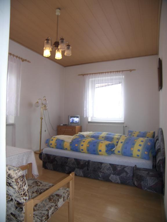 Penzion U Antonickova Pramene Marianske Lazne Quarto foto